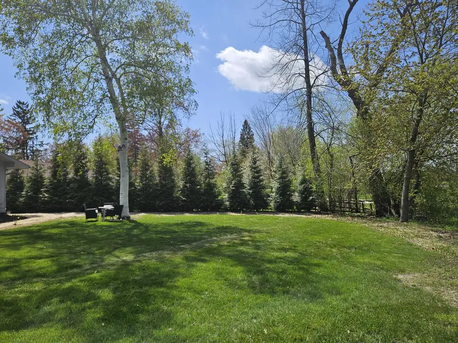 9131 N Pelham PARKWAY, Bayside, WI 53217 - #3
