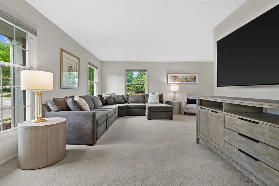 8905 W Meinecke AVENUE, Wauwatosa, WI 53226 - #2