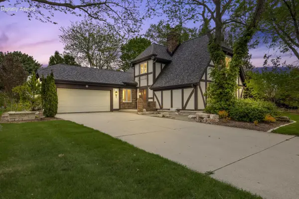 1908 Bobolink AVENUE, Grafton, WI 53024