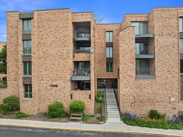 1906 E Shorewood BOULEVARD #259, Shorewood, WI 53211