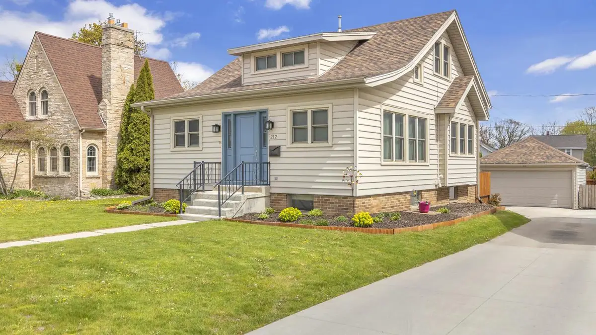 212 Fond du Lac AVENUE, Sheboygan Falls, WI 53085 - #1