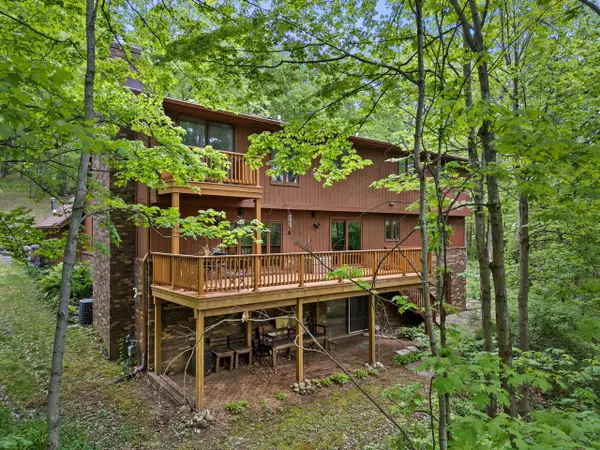 S87W28270 Lookout LANE, Mukwonago, WI 53149