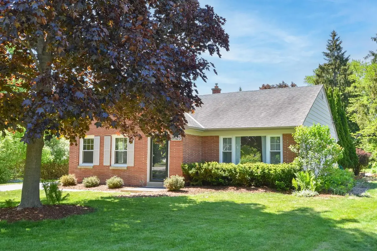8125 N Santa Monica BOULEVARD, Fox Point, WI 53217 - #1