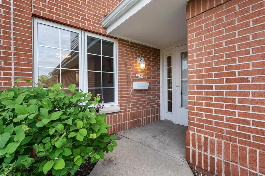 8765 Westlake DRIVE, Greendale, WI 53129 - #3