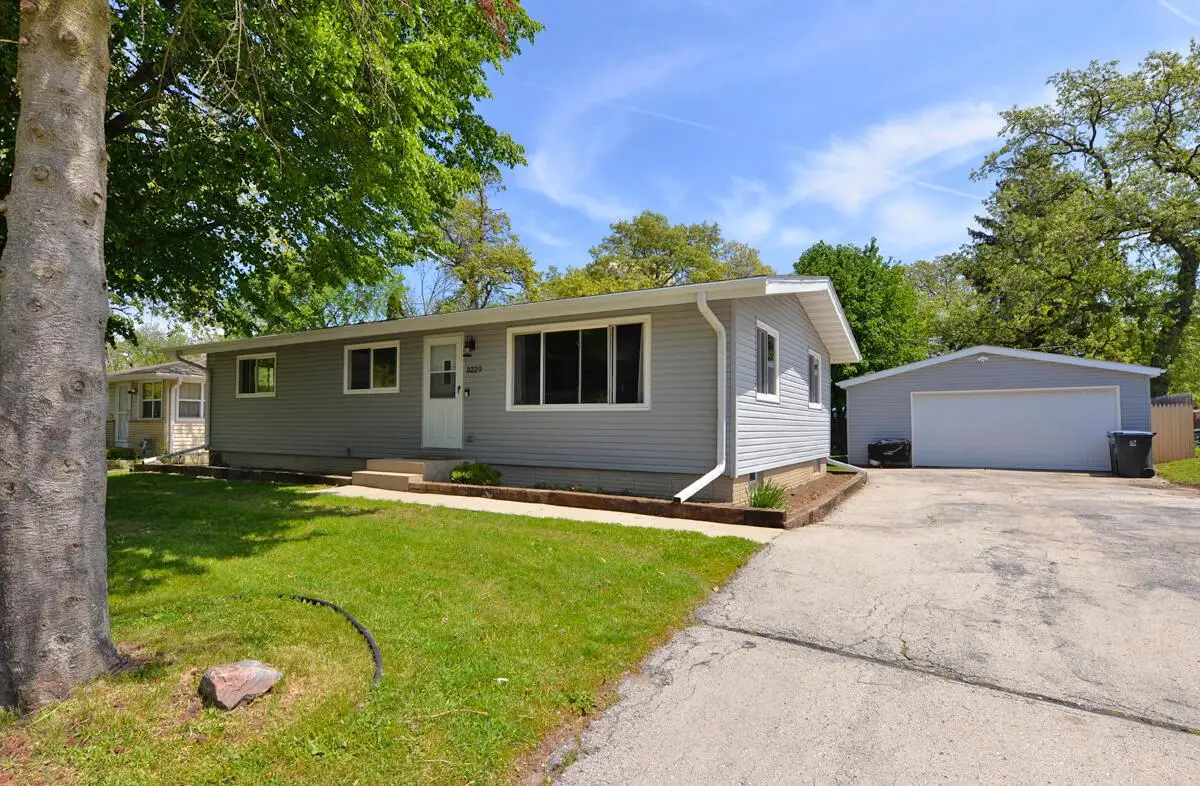 3229 Kearney AVENUE, Mount Pleasant, WI 53403 - #1