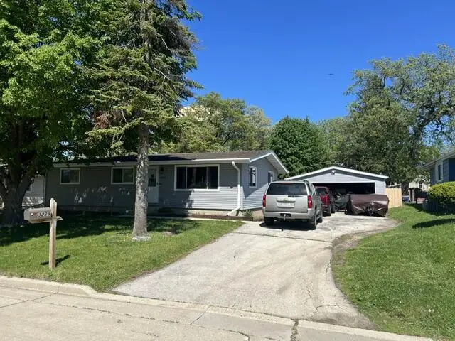 3229 Kearney AVENUE, Mount Pleasant, WI 53403 - #2