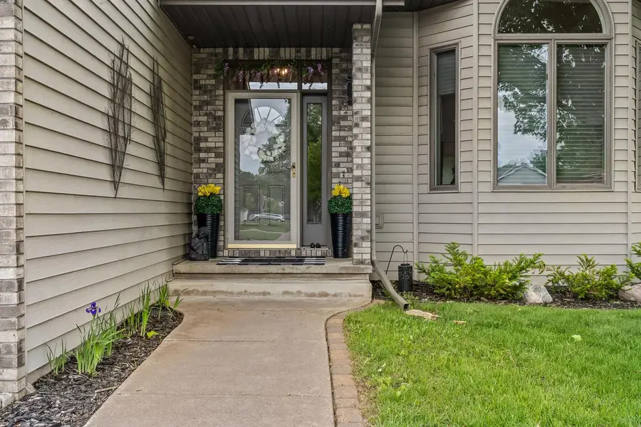 2019 Sandalwood DRIVE, Onalaska, WI 54650 - #2