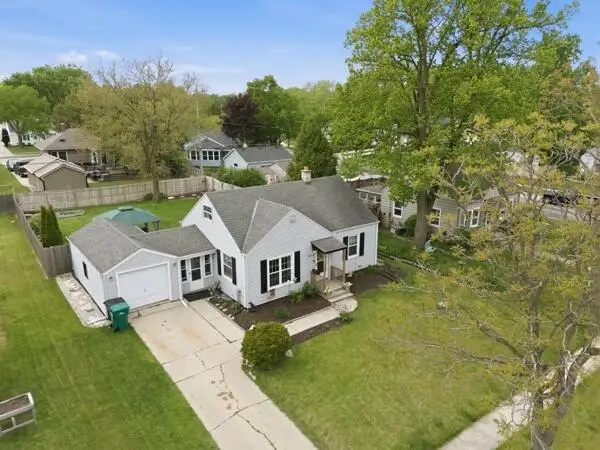 W164N8451 Hiawatha AVENUE, Menomonee Falls, WI 53051 - #2
