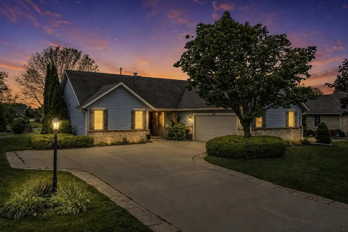 6615 Chesapeake ROAD, Racine, WI 53406 - #1