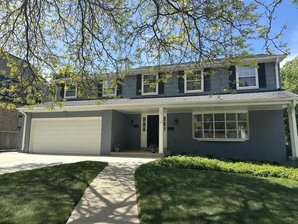 4797 N Newhall STREET, Whitefish Bay, WI 53211