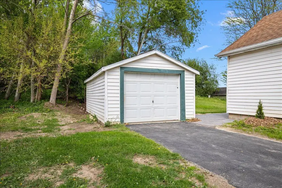 469 Meadowlark COURT, West Bend, WI 53090 - #3