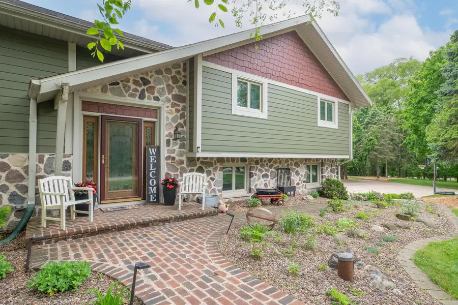 N29W29951 Shel-Mar DRIVE, Pewaukee, WI 53072 - #2