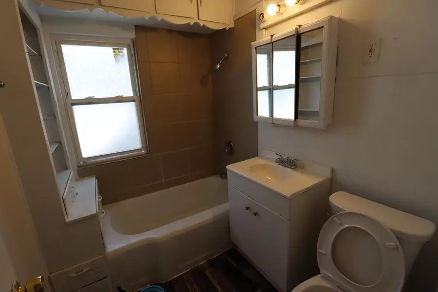 3201 N 39th STREET, Milwaukee, WI 53216 - #3