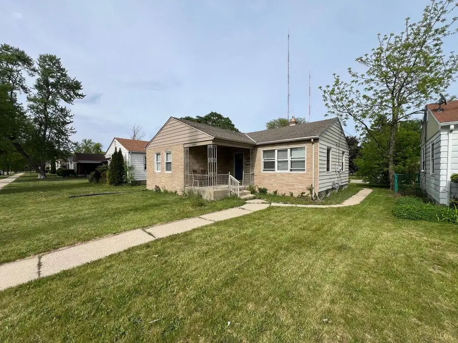 5076 N 20th STREET, Milwaukee, WI 53209 - #2