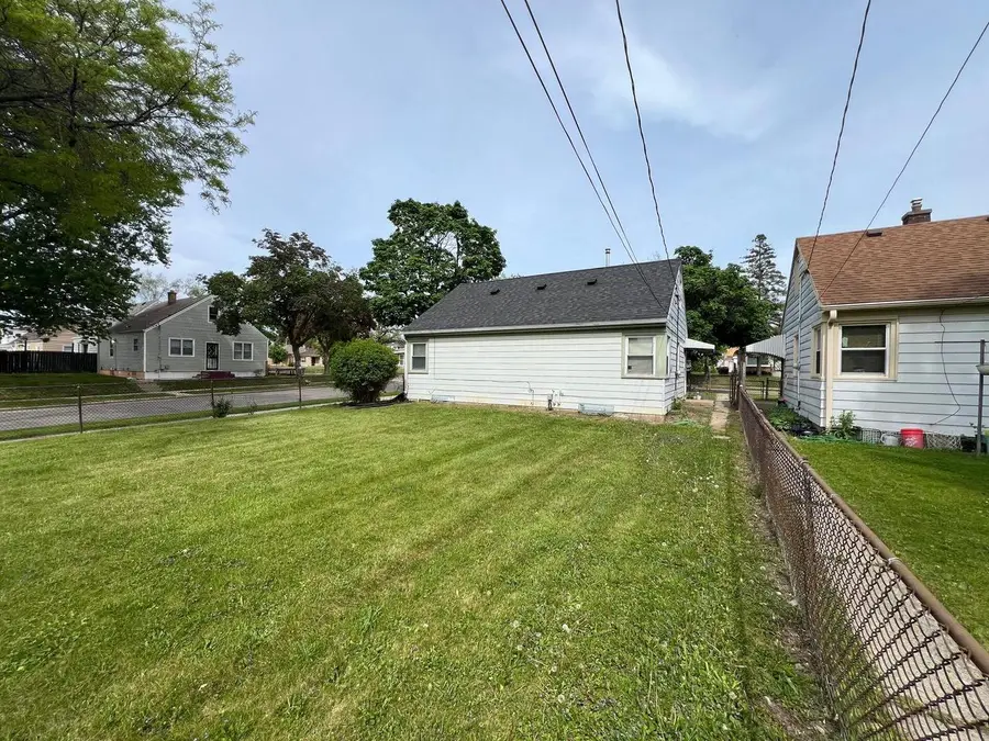 5279 N 44th STREET, Milwaukee, WI 53218 - #2