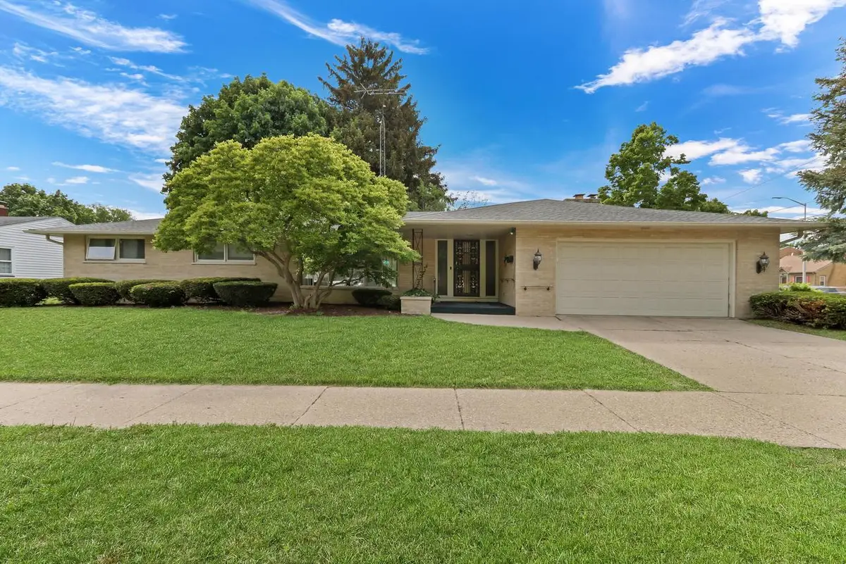 7504 19th AVENUE, Kenosha, WI 53143 - #1