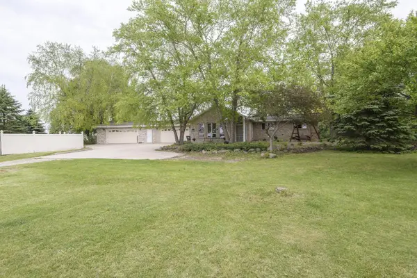 N8154 Lange LANE, Watertown, WI 53094