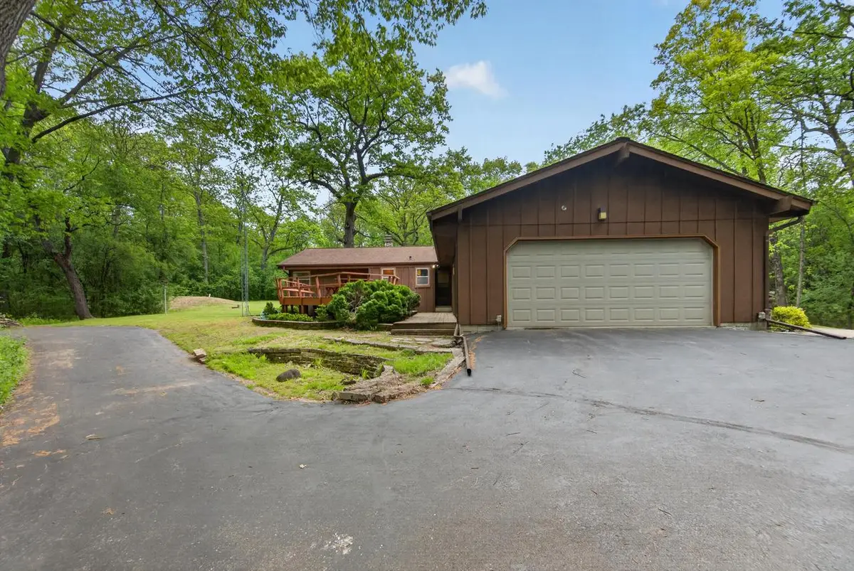 W284S3590 Grouse COURT, Waukesha, WI 53189 - #1