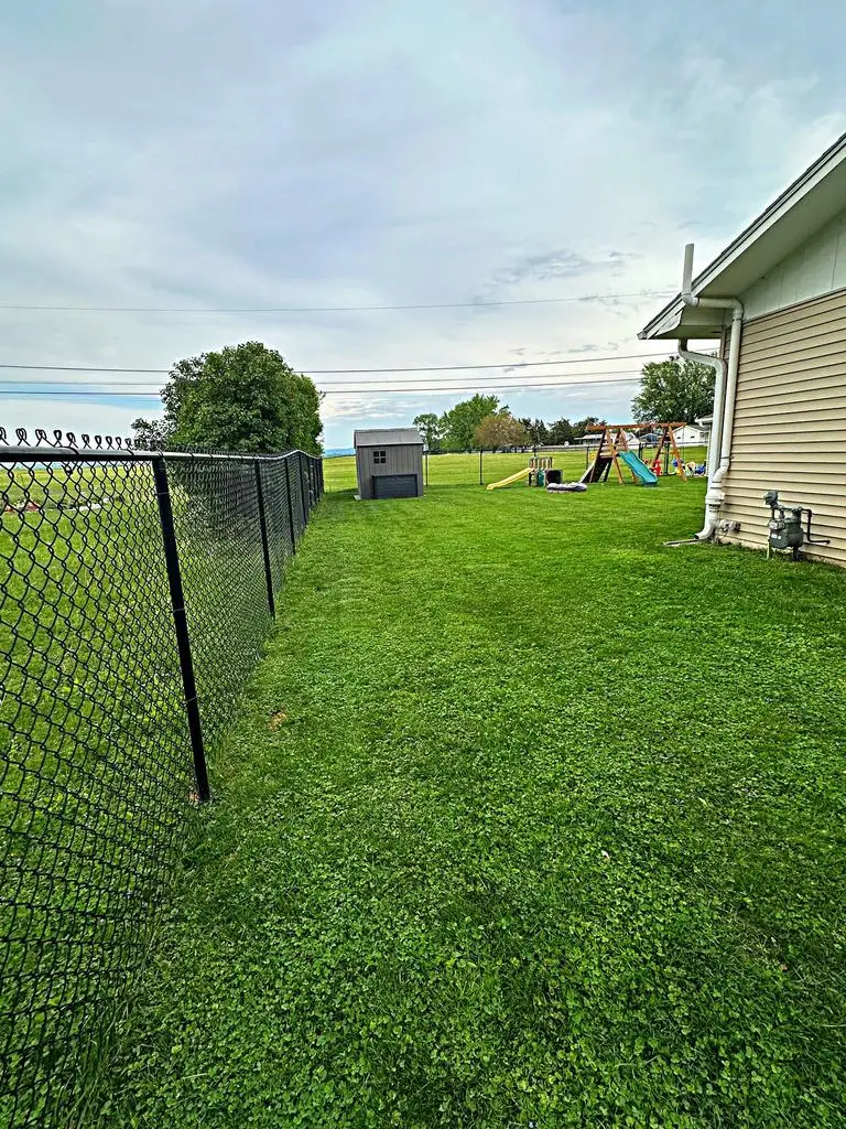 411 Central Rd, La Crosse, WI 54603 - #2