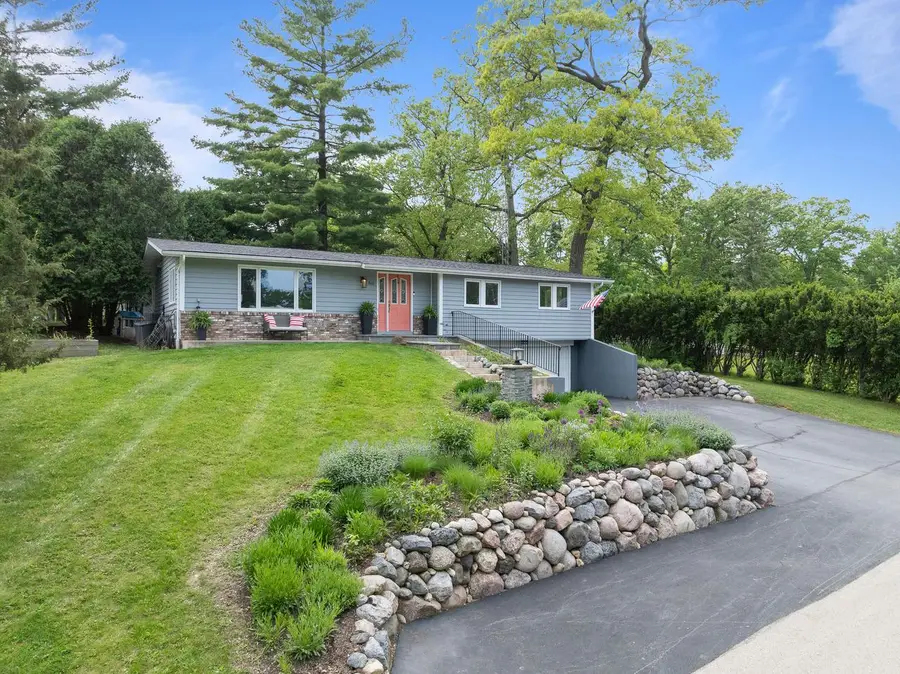 860 Trails End DRIVE, Fontana, WI 53125 - #3