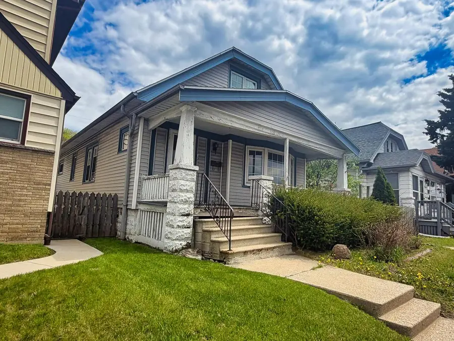 2236 S 35th STREET, Milwaukee, WI 53215 - #3