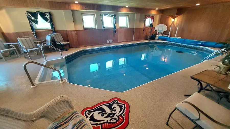 8404 S 68th STREET, Franklin, WI 53132 - #2