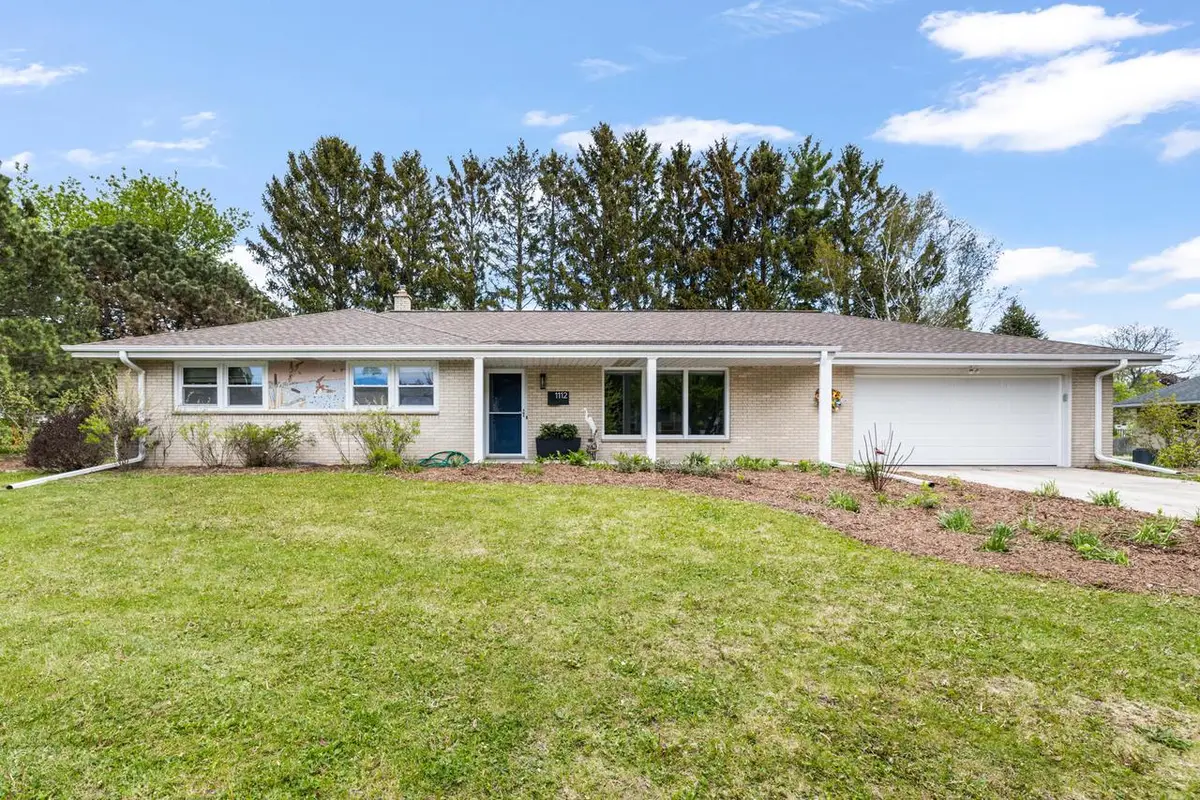 1112 Niesen ROAD, Port Washington, WI 53074 - #1
