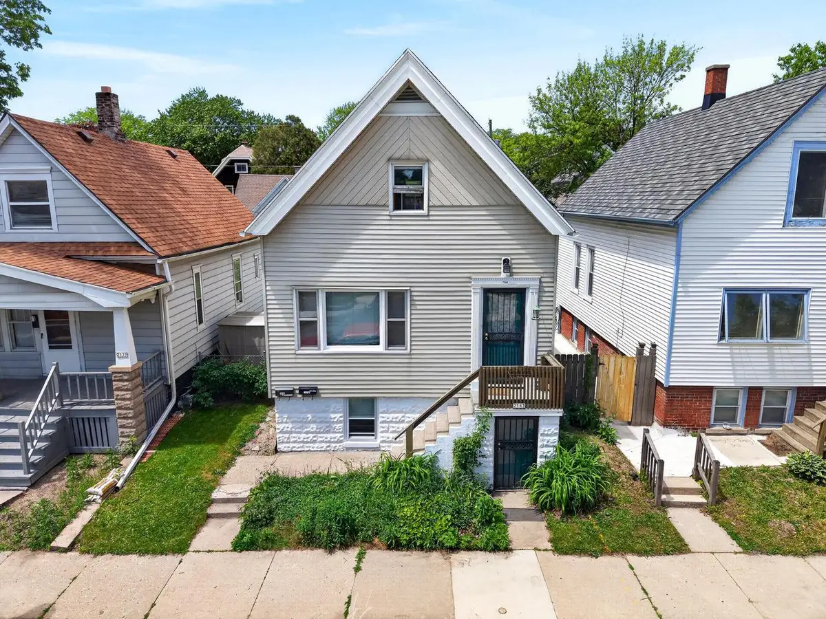 2543 N Dousman STREET #2543A, Milwaukee, WI 53212 - #1