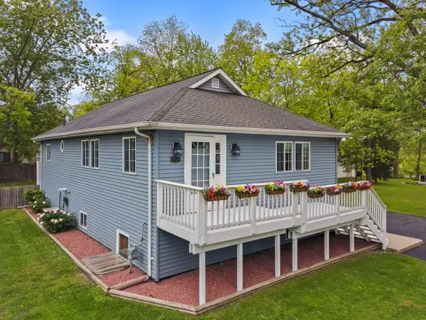2124 Lakeshore DRIVE, Kansasville, WI 53139