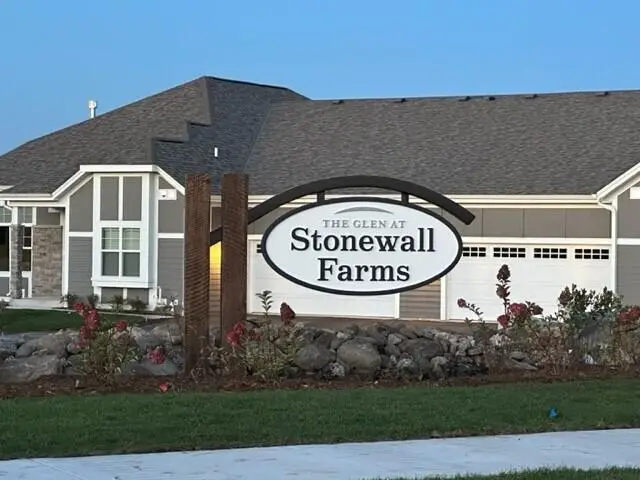 868 S Verona CIRCLE #23, Grafton, WI 53024 - #1