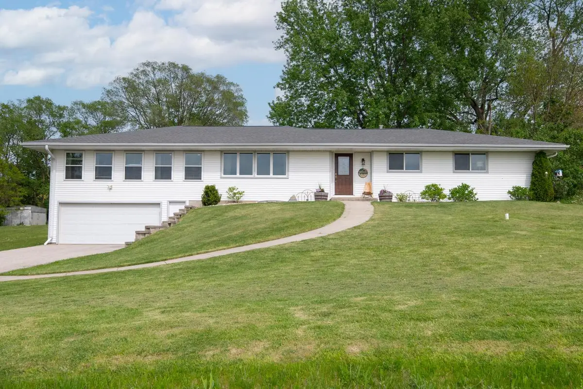 W220N9740 Amy Belle ROAD, Colgate, WI 53017 - #1