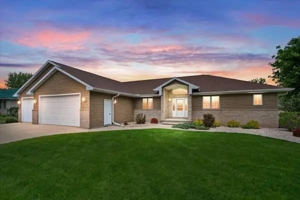 456 Wooden Shoe CIRCLE, Kaukauna, WI 54130