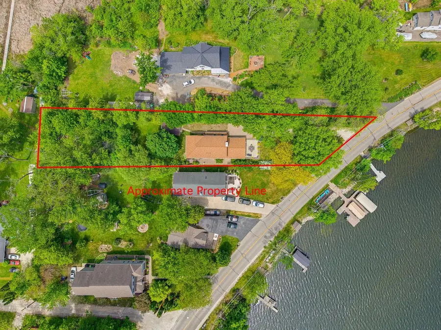 6912 N Tichigan ROAD, Waterford, WI 53185 - #3