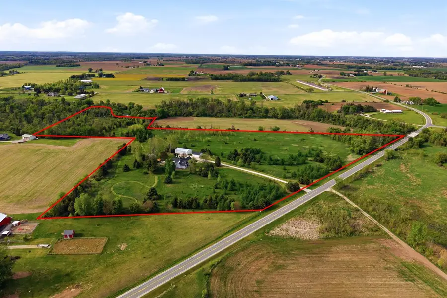 N1216 COUNTY ROAD KW, Cedar Grove, WI 53013 - #2