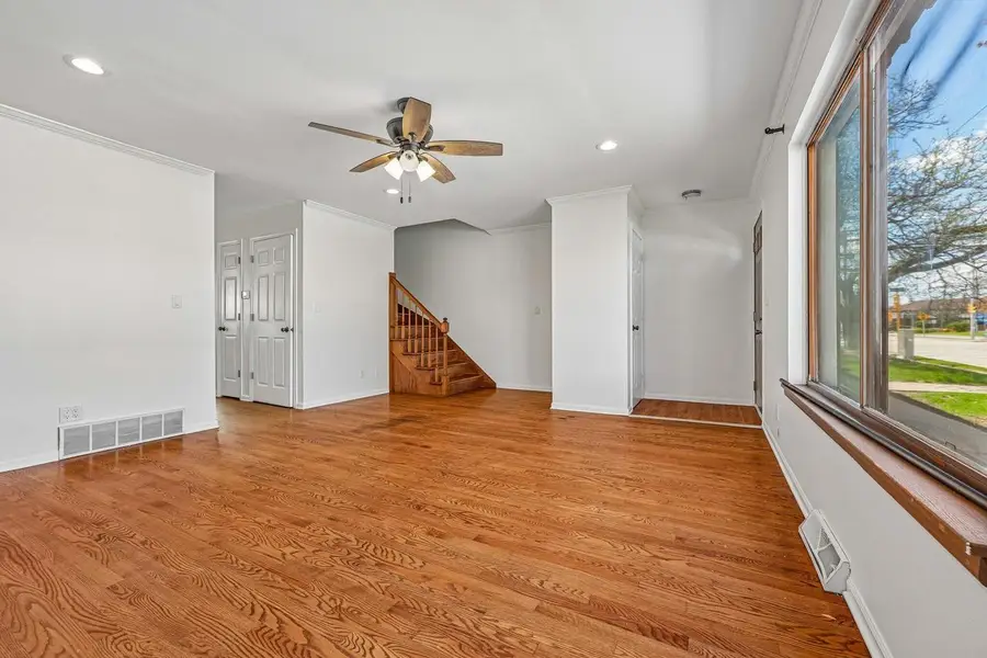 9907 W Beloit ROAD, Milwaukee, WI 53227 - #3