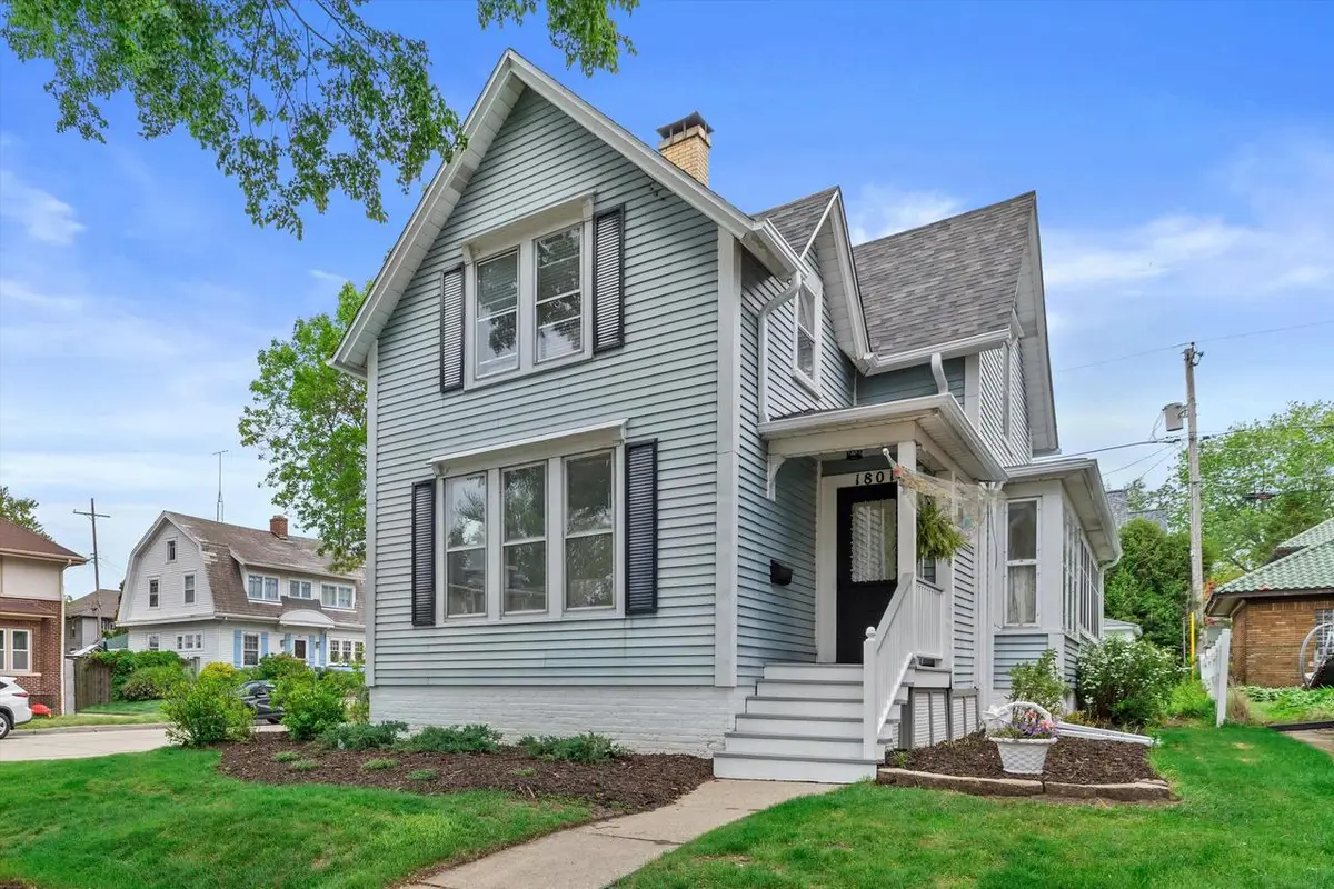 1801 Park AVENUE, Racine, WI 53403 - #1