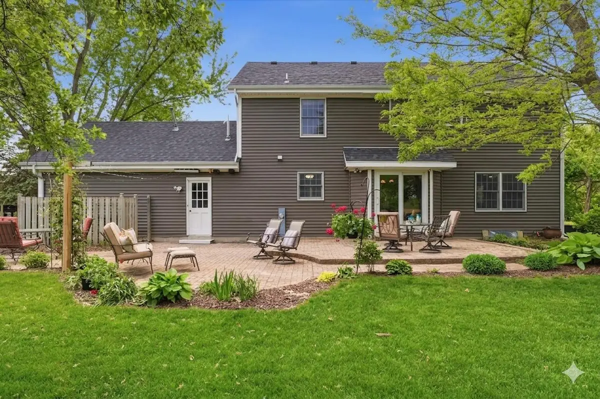 660 Weidman COURT, Cedarburg, WI 53012 - #1