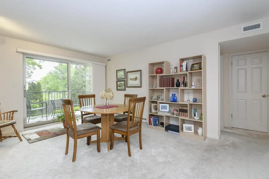 13335 Watertown Plank ROAD #109, Elm Grove, WI 53122 - #2