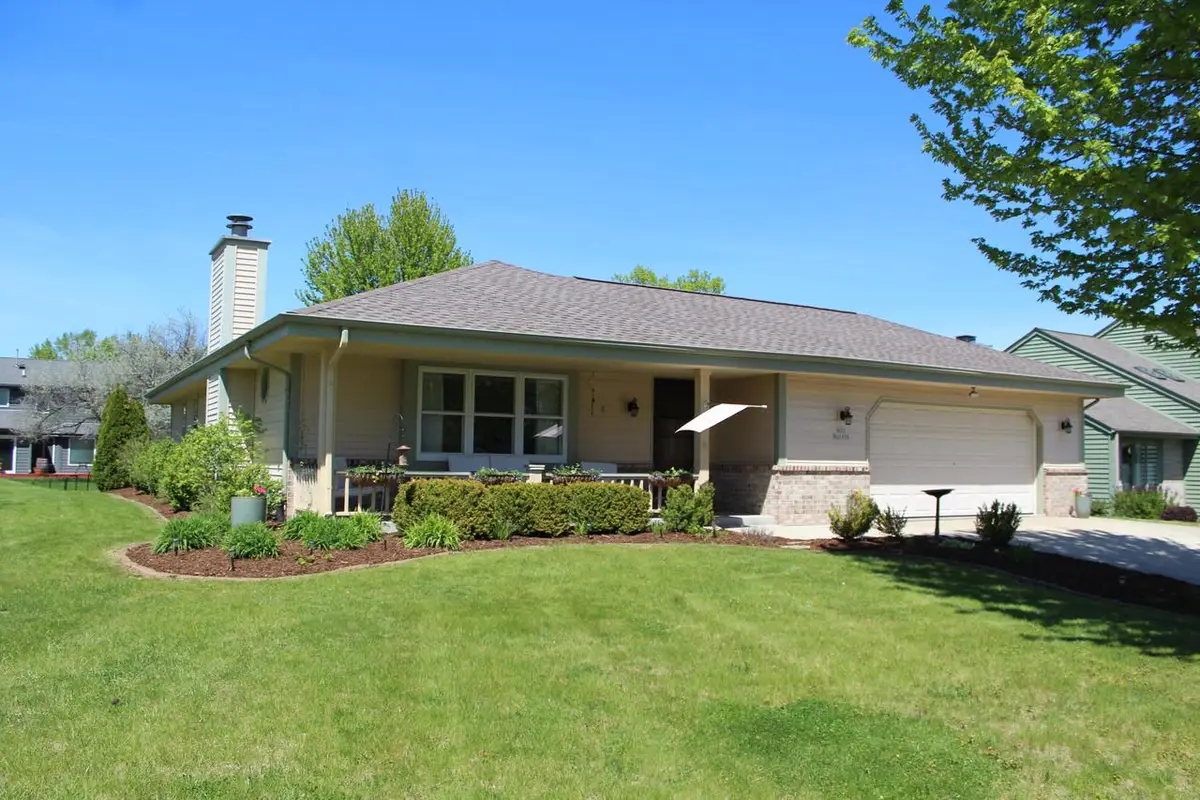 N77W15970 Settlers COURT, Menomonee Falls, WI 53051 - #1