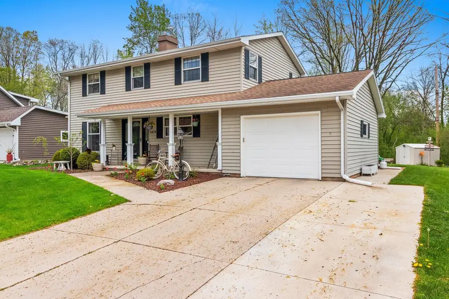 1419 Lee CIRCLE, Manitowoc, WI 54220 - #3