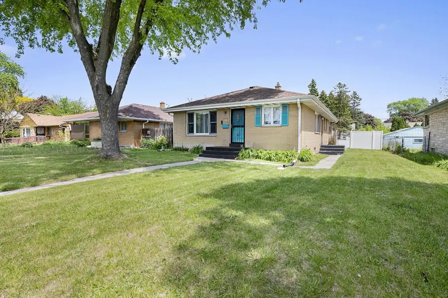 4846 N 76th STREET, Milwaukee, WI 53218 - #2