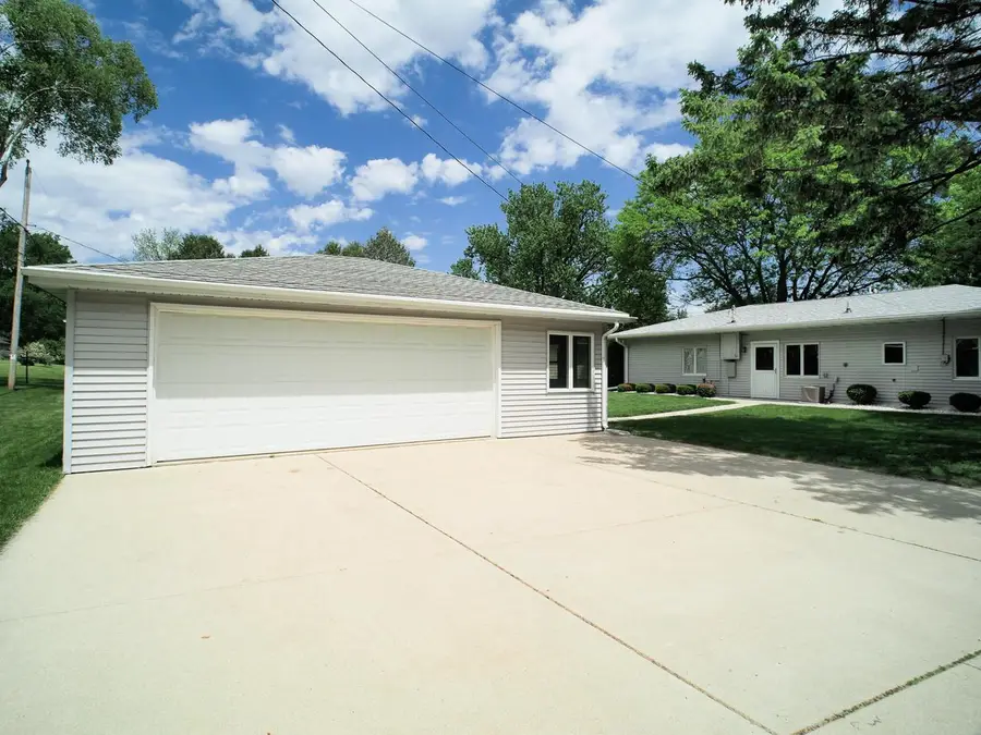1300 Center STREET, Watertown, WI 53098 - #2