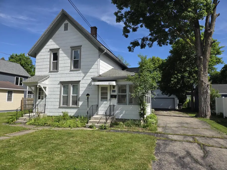 1213 Dodge STREET, Lake Geneva, WI 53147 - #2