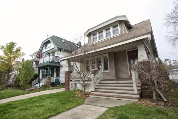 3929 N Maryland AVENUE, Shorewood, WI 53211