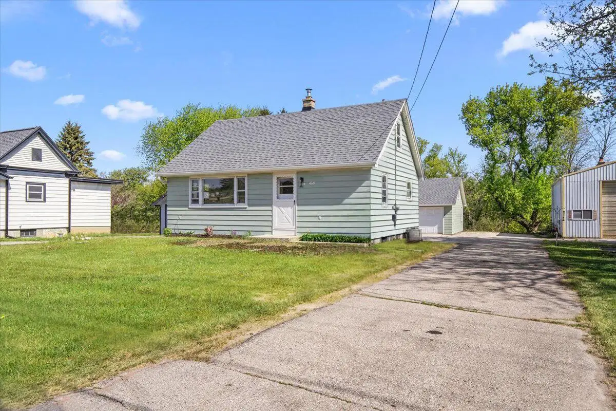 3776 Hubertus ROAD, Hubertus, WI 53033 - #1