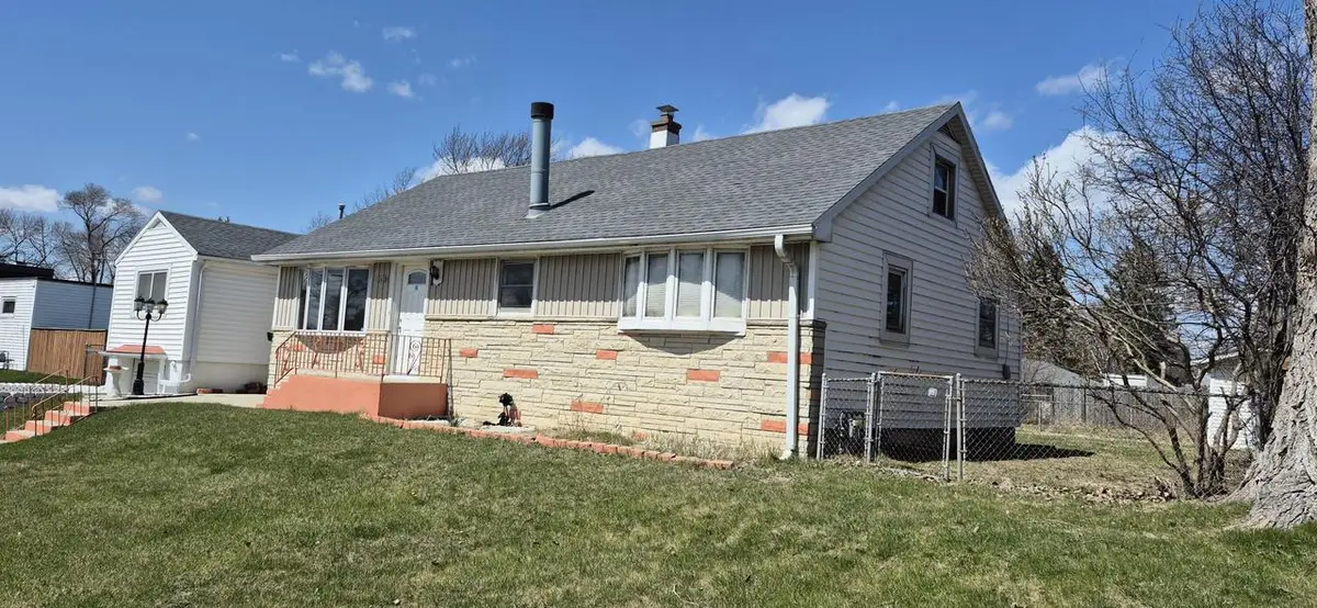 2430 W College AVENUE, Milwaukee, WI 53221 - #1
