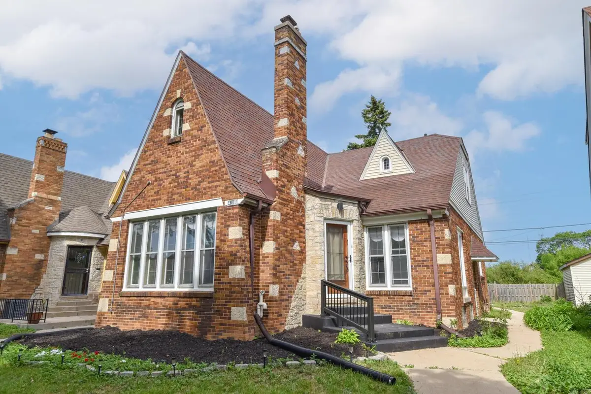 4306 N 21st STREET, Milwaukee, WI 53209 - #1