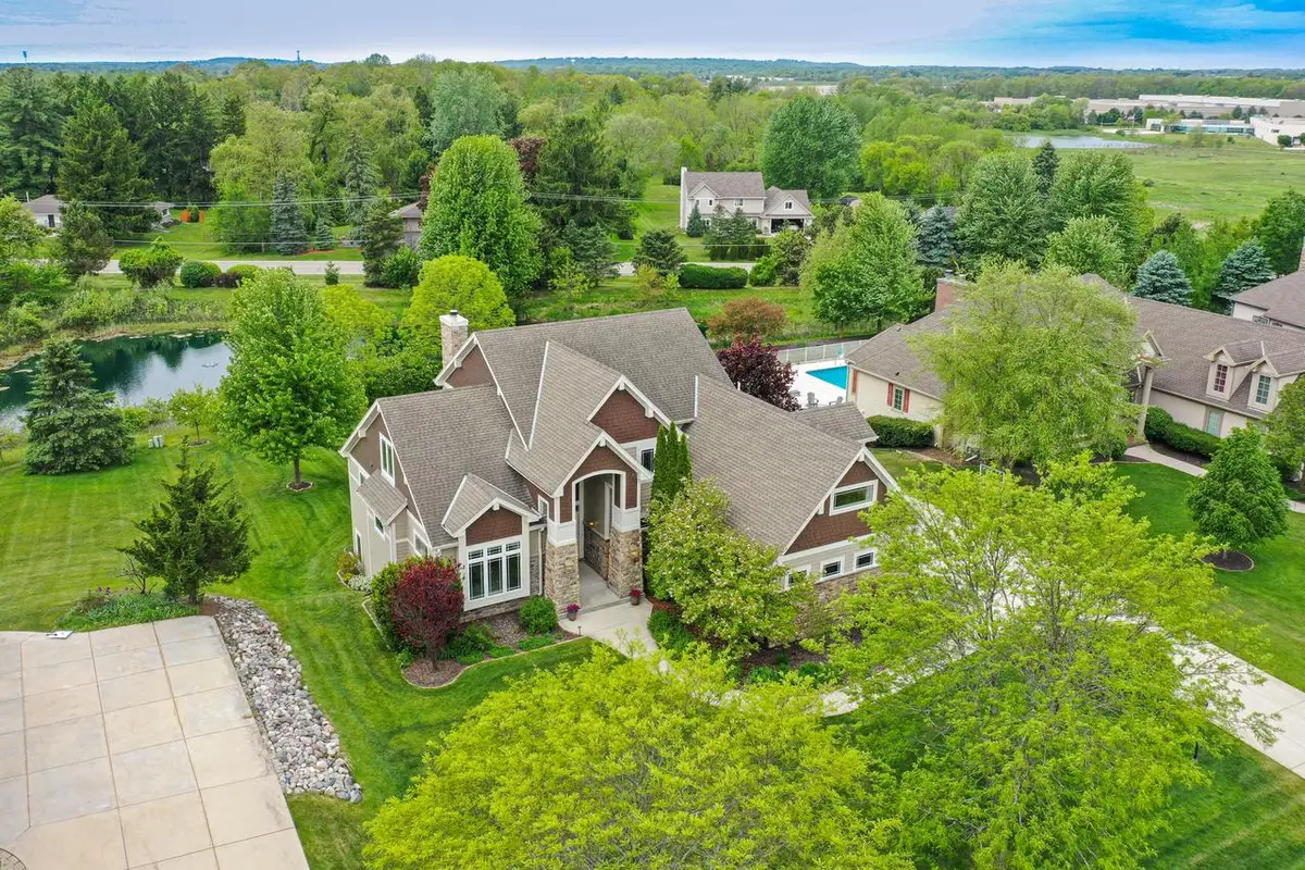 W218N5455 Taylors Woods DRIVE, Menomonee Falls, WI 53051 - #1