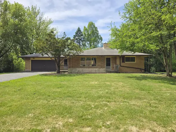 3245 N 129th STREET, Brookfield, WI 53005