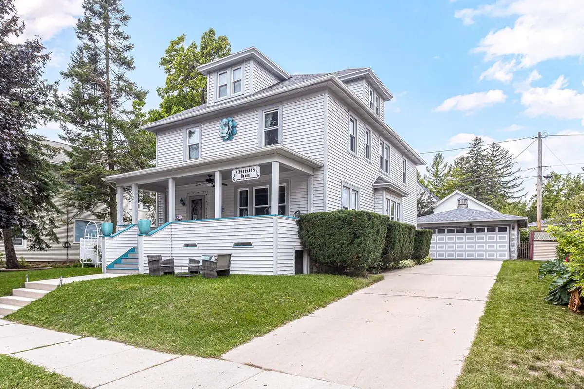 121 S East STREET, Elkhart Lake, WI 53020 - #1